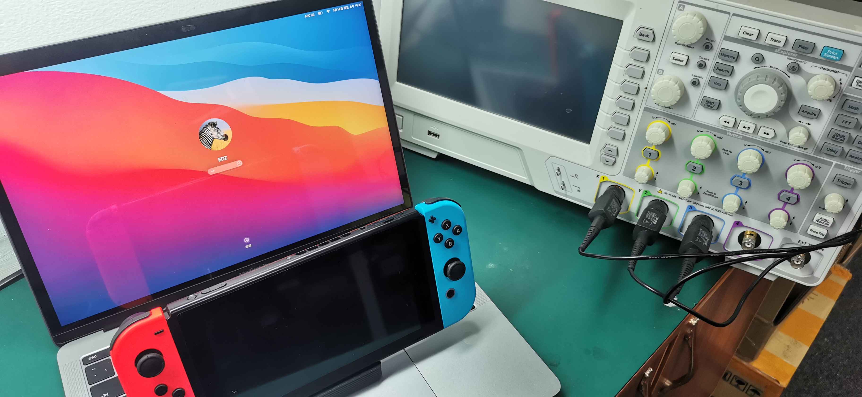 如何设计支持任天堂SWITCH游戏机的转接底座